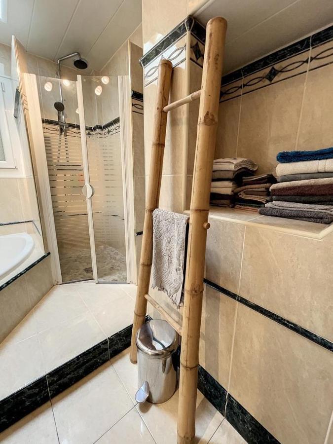 Chez Amelie Apartment Crémieu Екстериор снимка